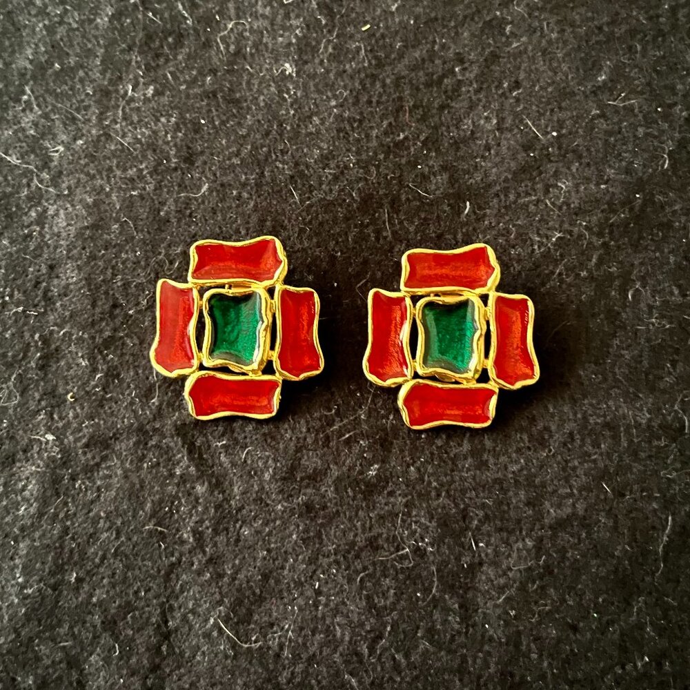 Vintage Estate Orange/Green Enamel Gold Tone Clip Earrings